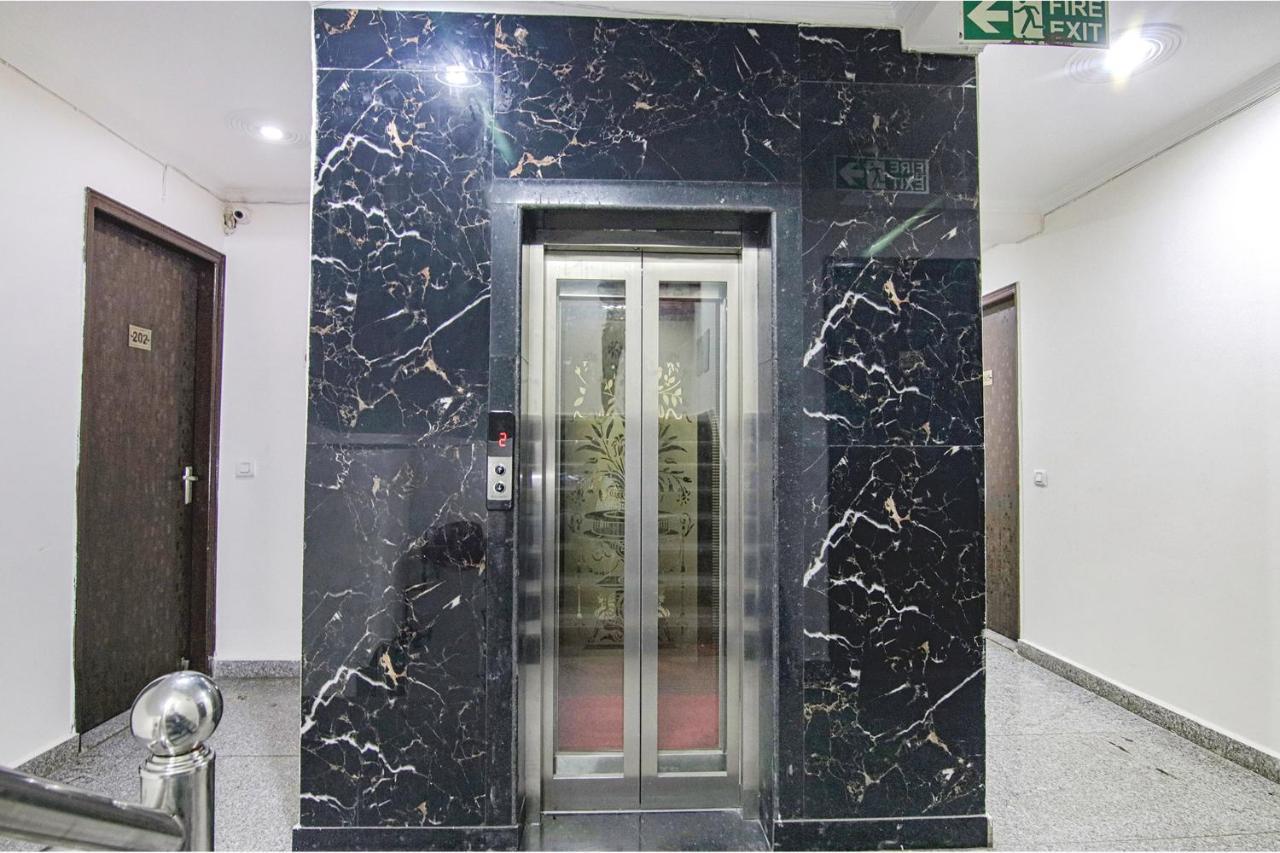Fabhotel Airport Avalon Near Igi Airport Nueva Delhi Exterior foto
